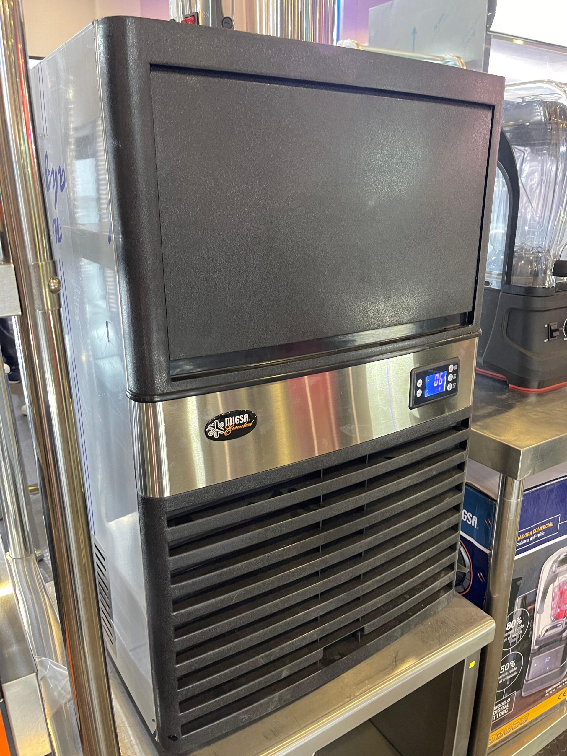 Máquina Fabricadora de Hielo Migsa FHME-55C | 55 kg Diarios con Depósito de 12 kg - Imagen 3
